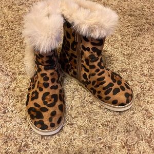 Adorable Leopard and fur boots